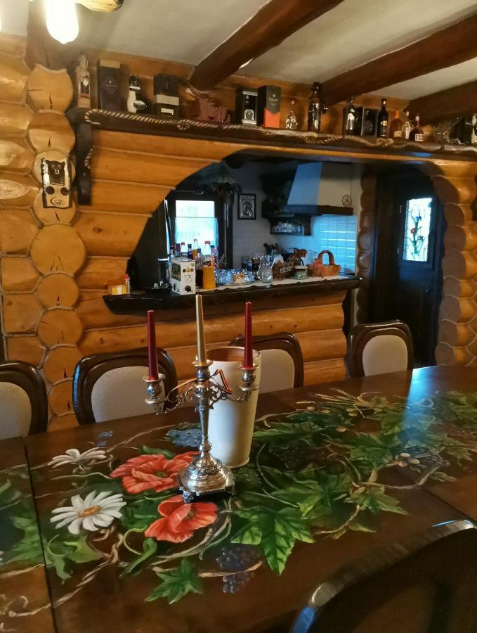 Casa De Poveste Suczawica Zewnętrze zdjęcie